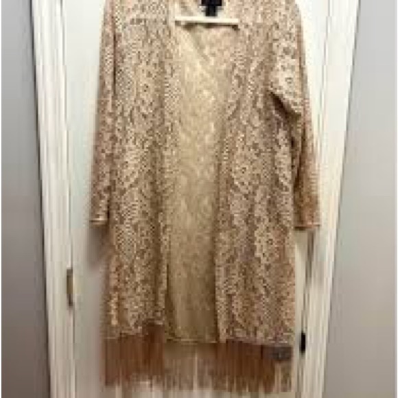 Elegant Cream Lace Kimono - Picture 1 of 5